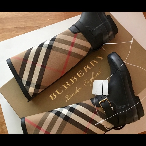 SOLD - Picture 4 of 8